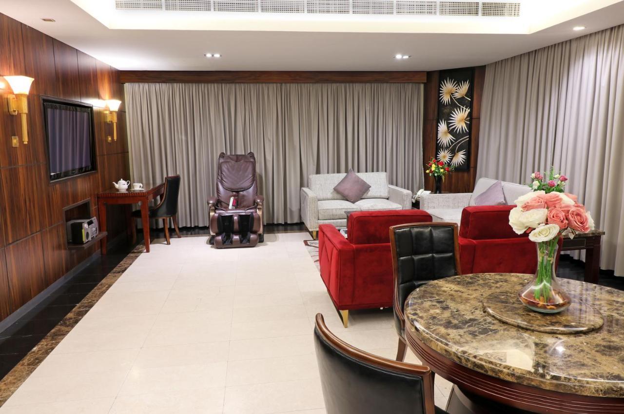 Orans Suites 4 Jeddah Exterior photo